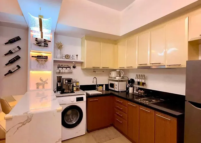 The Escape Pad Residences شقة فندقية *